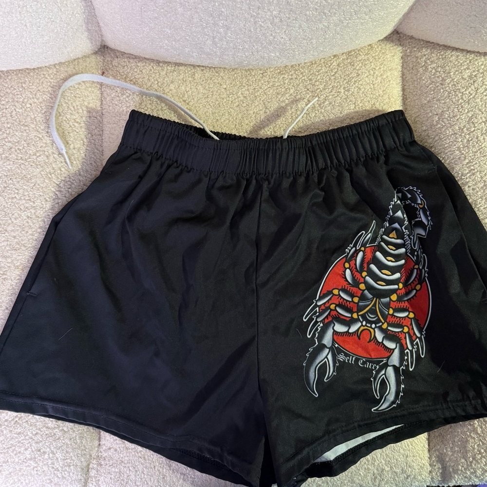 Black Graphic Women's Shorts